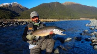 Fly fishing New Zealand 'Erasing the winter blues'